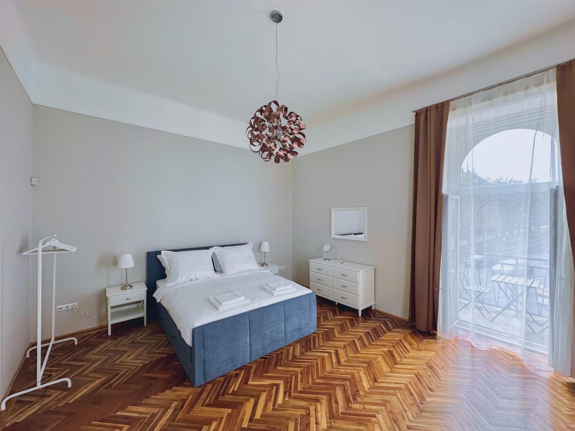 Sunny Castle Apartment Budapeste Exterior foto