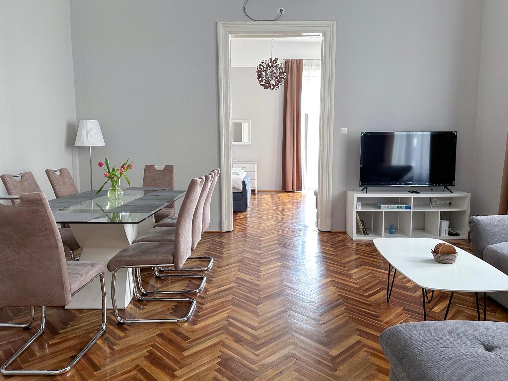 Sunny Castle Apartment Budapeste Exterior foto