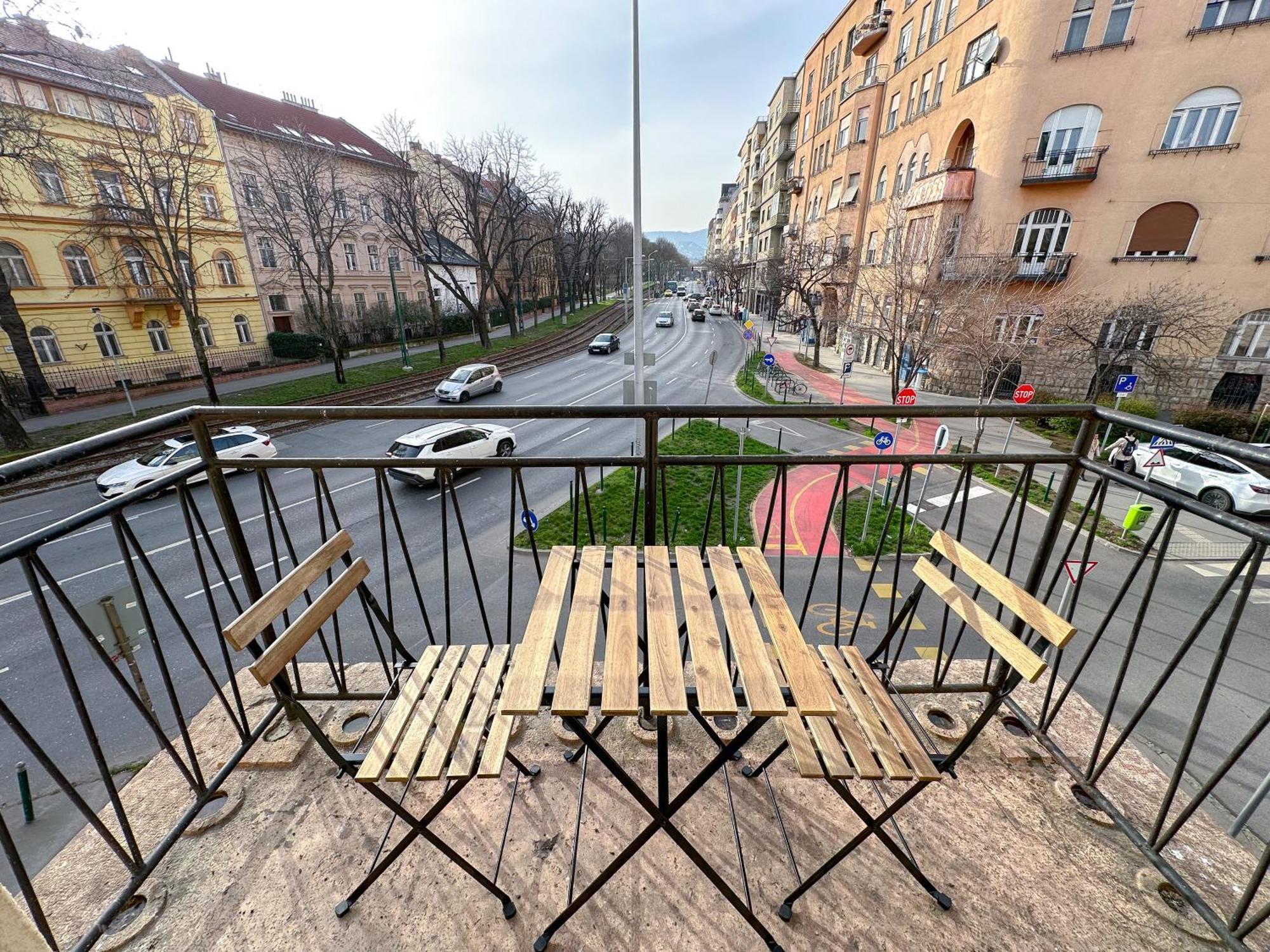 Sunny Castle Apartment Budapeste Exterior foto