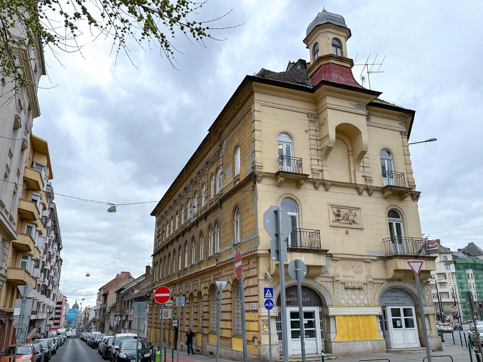 Sunny Castle Apartment Budapeste Exterior foto